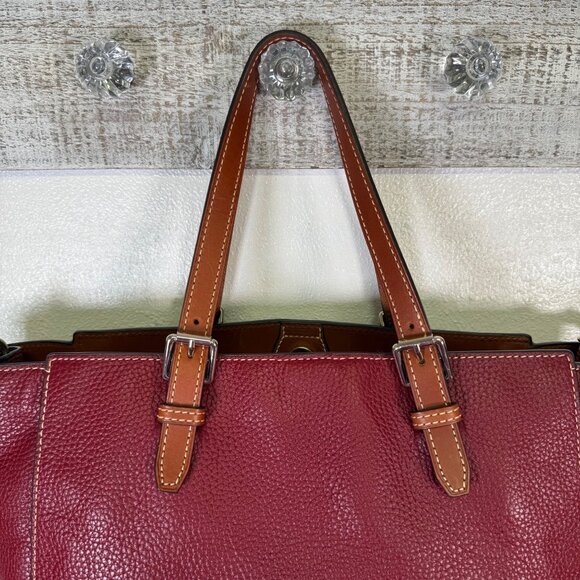 Rare DOONEY & BOURKE Large MINDY Pebble Leather Tote & Crossbody Cranberry - Picture 8 of 16
